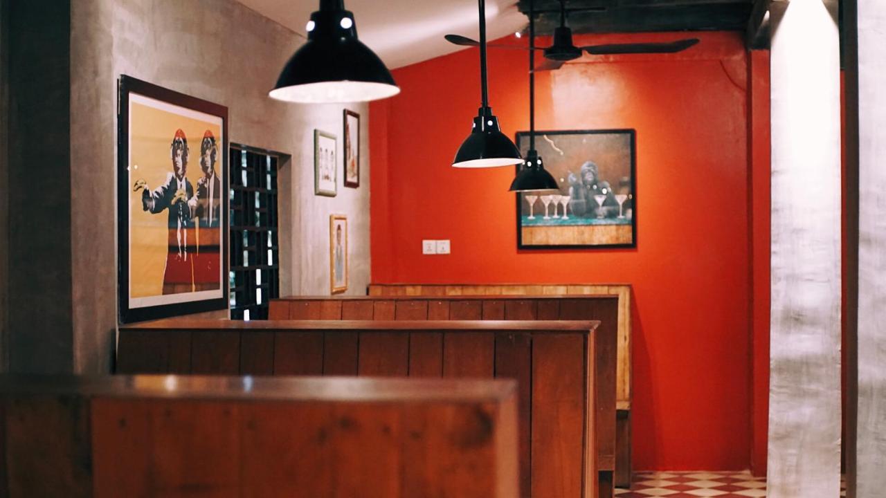 Monkey Republic Kampot Hotel Bagian luar foto